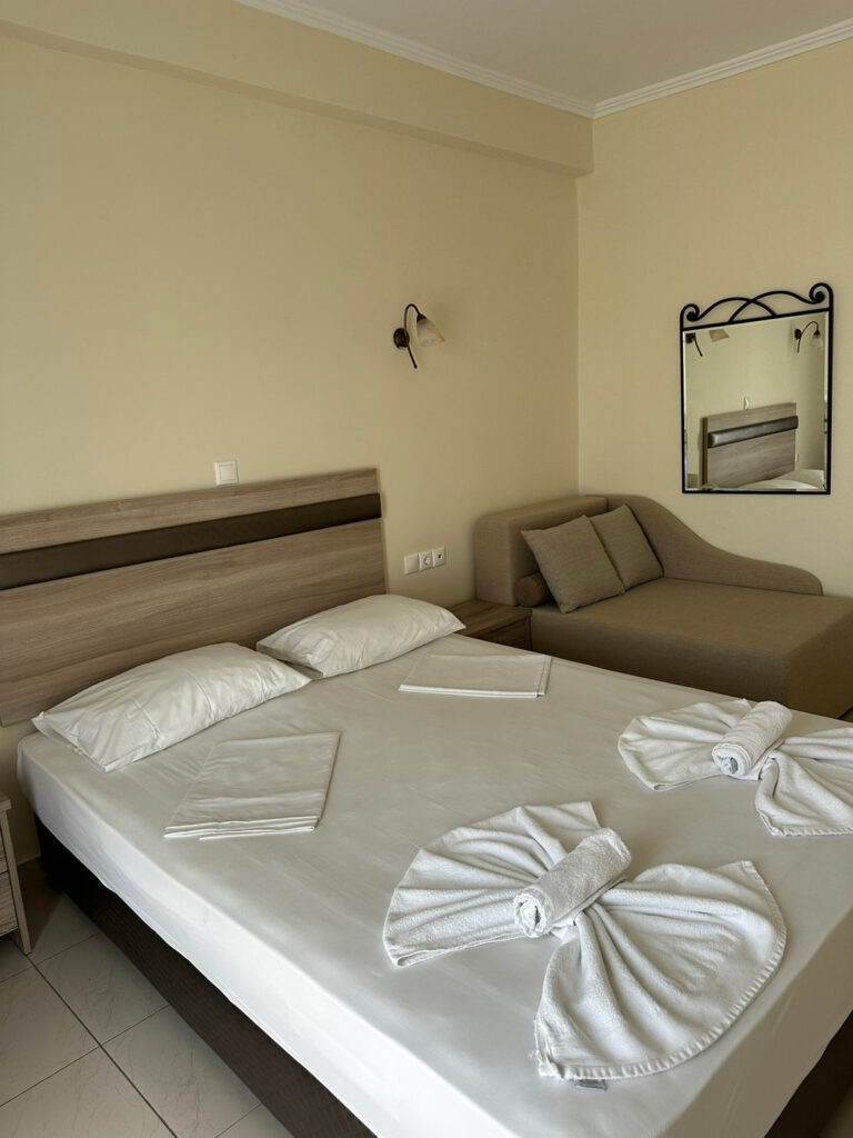 perigiali-beach-room1-1